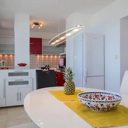Maia'S Beach Apartment Split Exterior photo