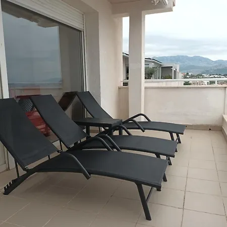 Maia'S Beach Apartment Split Exterior photo